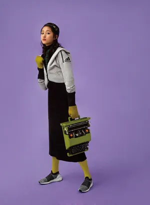 关晓彤时尚健康杂志性感封面写真图片_3