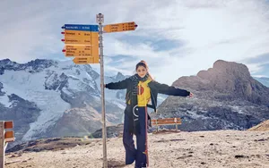 关晓彤时尚旅拍性感写真图片_3