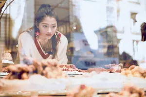关晓彤瑞士唯美写真高清图片