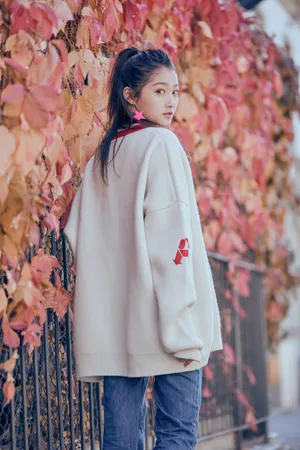 关晓彤瑞士唯美写真高清图片_5