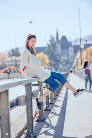 关晓彤瑞士唯美写真高清图片_10