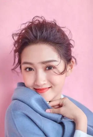 关晓彤杂志封面粉红可爱唯美写真_3