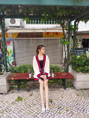 关晓彤日常街拍生活照图片_2