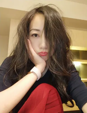 韩雪慵懒可爱自拍照图片_1