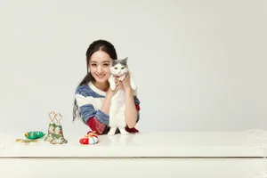 赵丽颖可爱喵星人合影写真图片_4