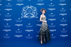 赵丽颖法国活动照图片_6