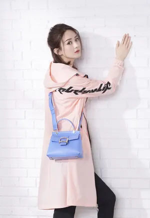 赵丽颖元气甜美少女风写真图片_1