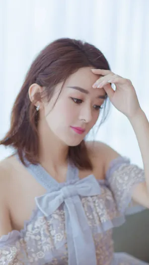 赵丽颖清新甜美活动写真图片