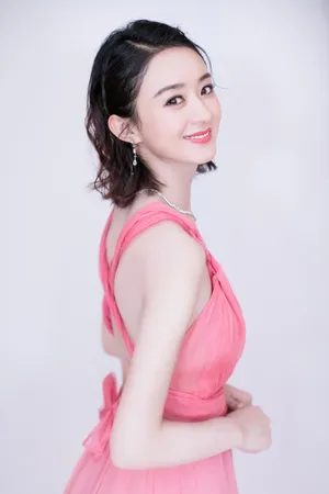 赵丽颖红色礼服长裙性感写真_5