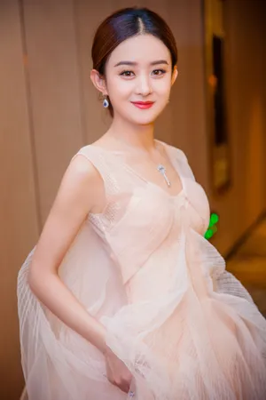 赵丽颖性感活动照图片_8