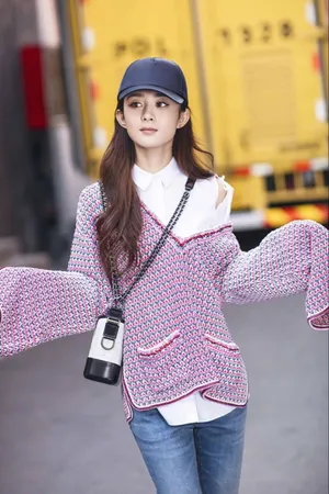 赵丽颖清纯少女范治愈系甜美街拍写真图片_3