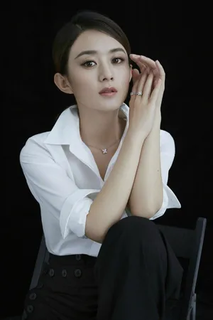 赵丽颖黑白调优雅美丽气质写真图片