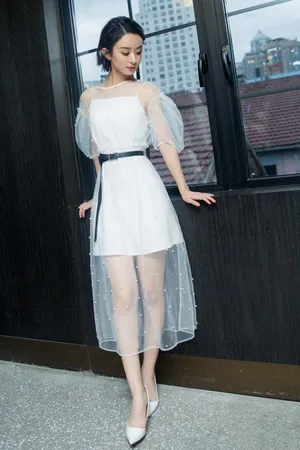 赵丽颖红唇白纱裙超美写真高清图片_2