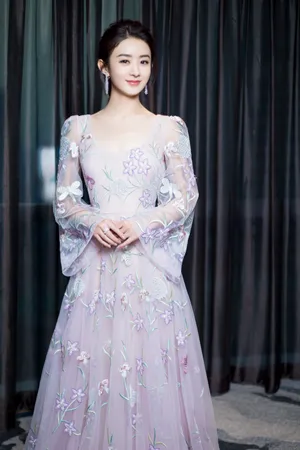 赵丽颖蕾丝礼服性感图片