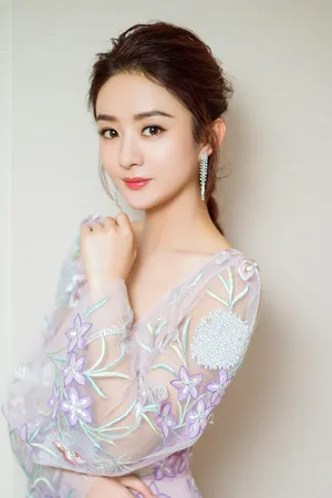 赵丽颖蕾丝礼服性感图片_3
