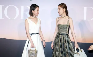 赵丽颖杨颖同框出席活动图片_2