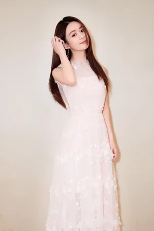 赵丽颖性感图片_4