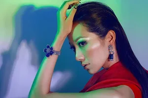 韩雪奇幻色彩写真大片优雅时尚尽显个人魅力_5