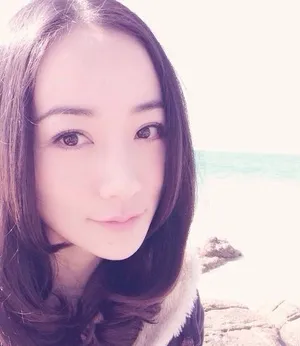 韩雪新剧自拍照精致妆容宛如韩国美女_2