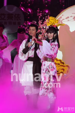 何炅谢娜变身郭靖黄蓉谢娜图片何炅图片