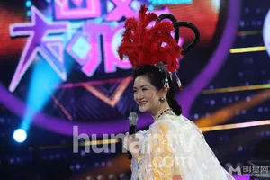 谢娜百变大咖秀扮女儿国国王谢娜图片