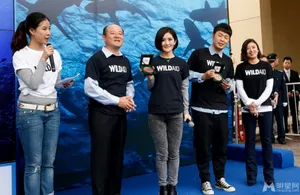 谢娜杜海涛亮相护鲨活动姐弟俩默契十足谢娜图片杜海涛图片_2