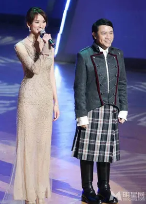 谢娜袁姗姗明星奇葩装束雷照大放送谢娜图片袁珊珊图片_11