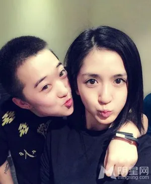 谢娜素颜豪爽请客调侃你值得一锅谢娜图片_5