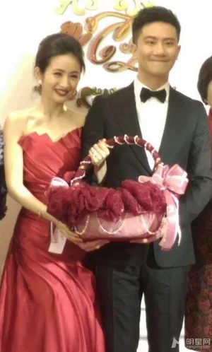 林依晨补办婚宴谢娜盛装出席谢娜图片林依晨图片