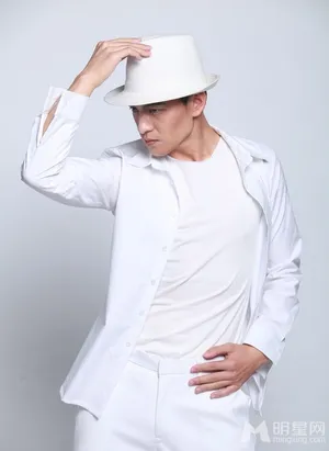 谢娜百变大咖秀扮演华妃张远扮李玉刚惊艳全场谢娜图片_3