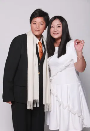 百变大咖秀定妆照何炅谢娜预演徐志摩林徽因_5