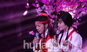 百变大咖秀谢娜扮林黛玉何炅扮贾宝玉_3