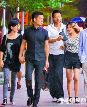 盘点娱乐圈姐弟恋谢霆锋王菲缠绵文章马伊琍甜蜜_2