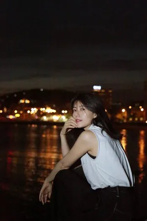 高圆圆海边清新养眼魅力迷人写真图片_8