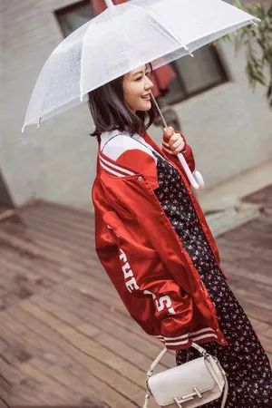 高圆圆春日时尚气质街拍图片_1