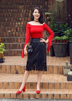 高圆圆街拍图片：时尚大方的气质写真图片_2