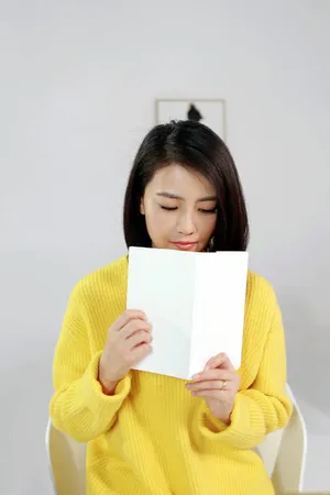 高圆圆街拍图片：优雅知性女神范十足_1