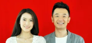 咱们结婚吧曝新照高圆圆黄海波当众激吻