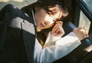 毛晓彤冬日文艺风唯美写真图片