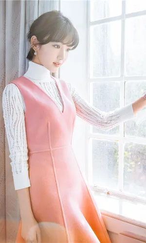 毛晓彤粉嫩迷人写真图片_4