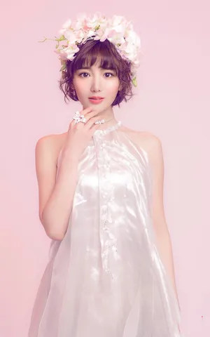 温婉迷人美女毛晓彤写真图片
