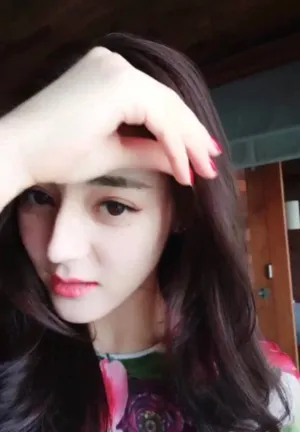 迪丽热巴直播超美图片_5