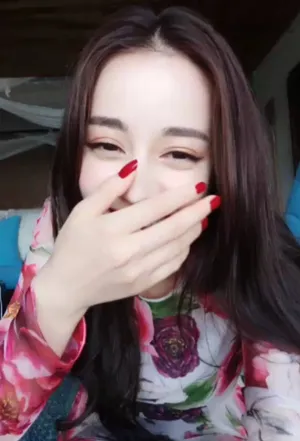 迪丽热巴直播超美图片_7