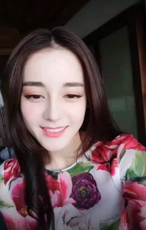 迪丽热巴直播超美图片_8