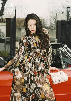 迪丽热巴《不期而遇》FashionFilm性感写真图片_2