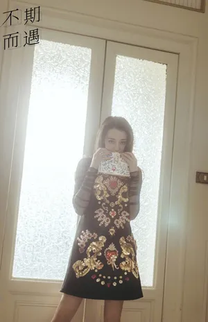 迪丽热巴成熟妩媚写真图片_1