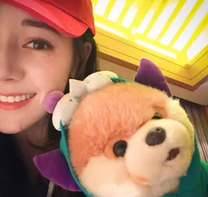 迪丽热巴自拍照图片