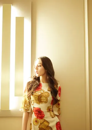 迪丽热巴性感养眼写真图片_6