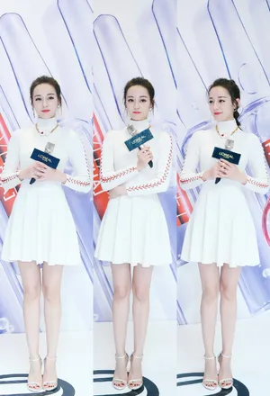 迪丽热巴白色连衣裙超美活动现场图片_2