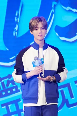鹿晗帅气图片_6